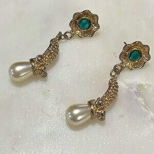 Vintage 80’s gold tone with green stone and faux pearls statement earrings